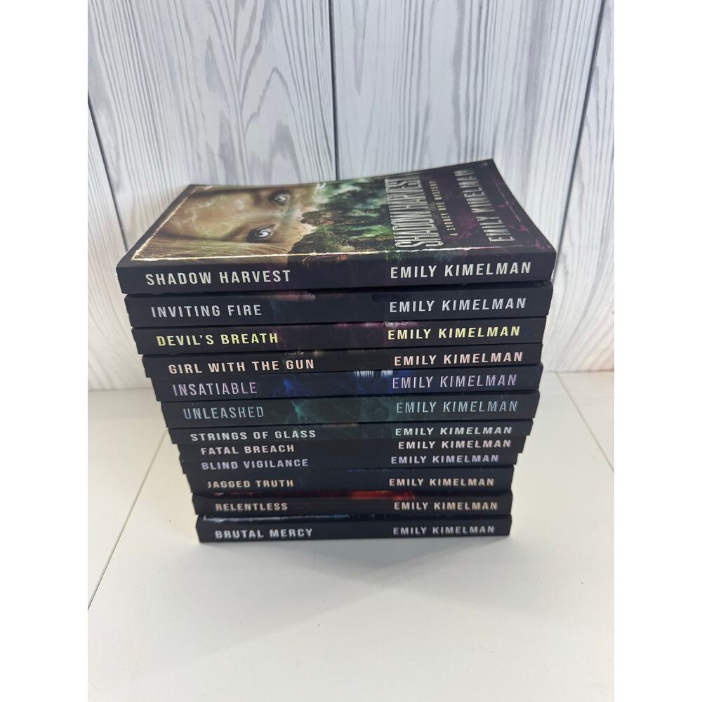 Sydney Rye Mystery Series lot of 12 books Emily Kimelman Excellent